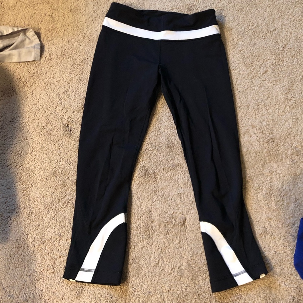 Lululemon wunder under crop size 4